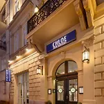Chloe 4*