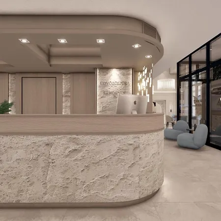 Hotel Chloe