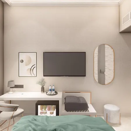 Chloe Hotel