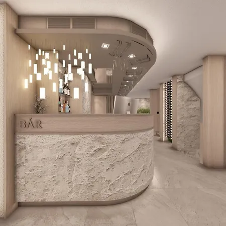 Chloe Hotel