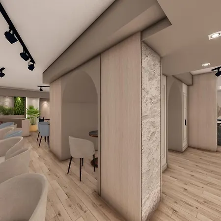Hotel Chloe 4*
