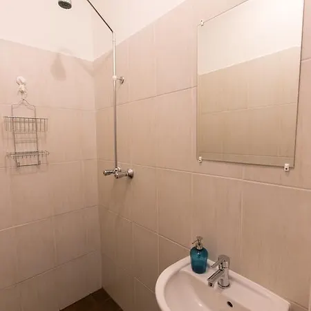 Suite Hostel *