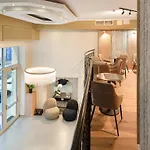 Chloe Hotel 4*