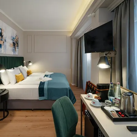 Chloe ブダペスト